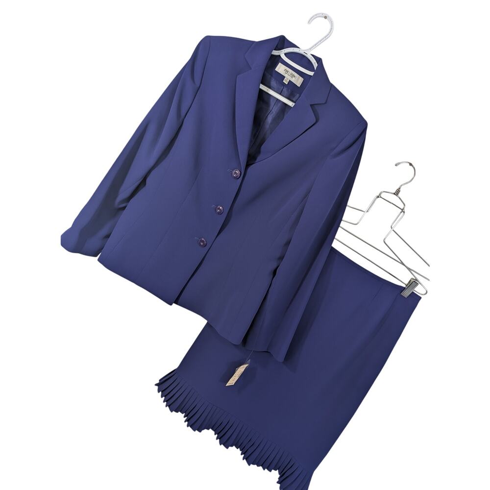 NWT@$120! JONES STUDIO! RICH, DEEP PURPLE 2 PC PLEATED SKIRT, JACKET SUIT! 10/8